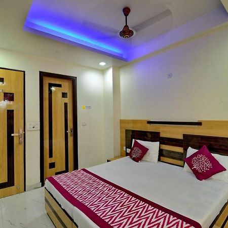 Goel Residency Hotel Delhi Kültér fotó