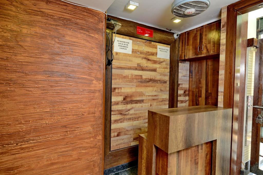 Goel Residency Hotel Delhi Kültér fotó